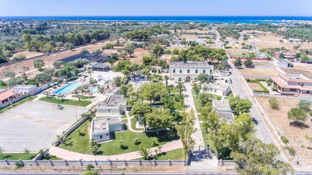 Resort Villa Hermosa Порто Чезарео Екстериор снимка