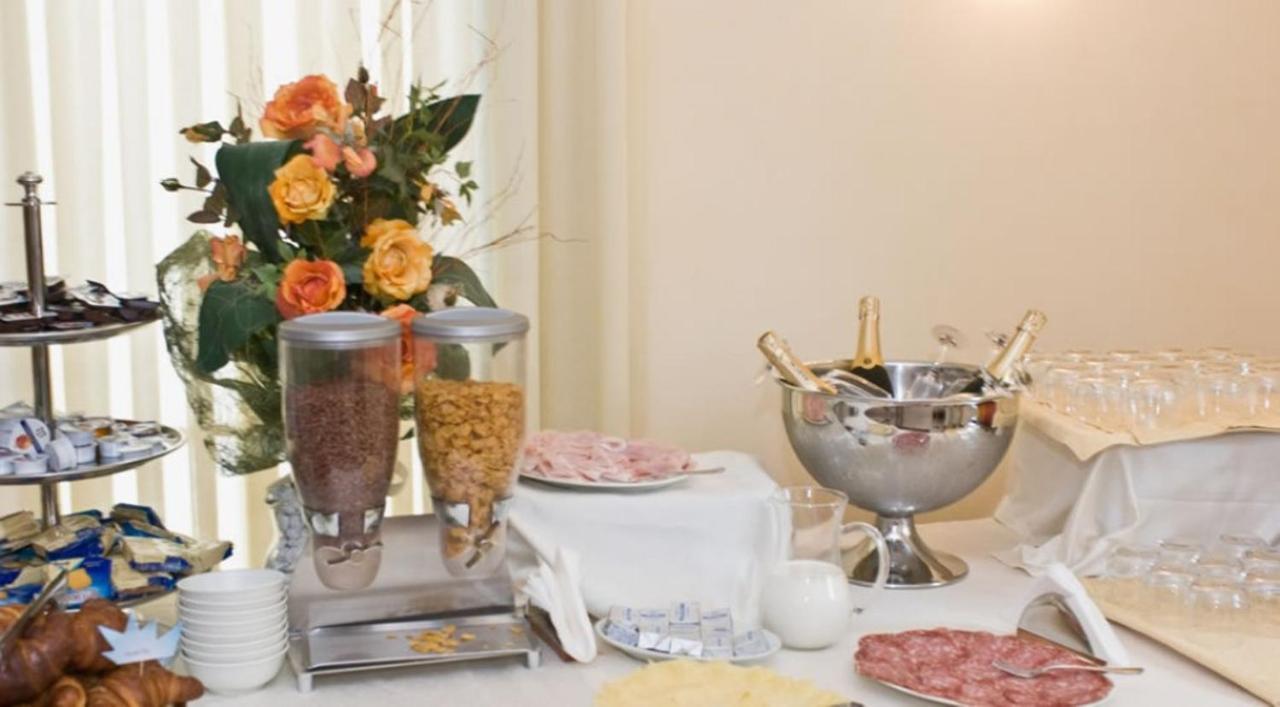 Resort Villa Hermosa Порто Чезарео Екстериор снимка